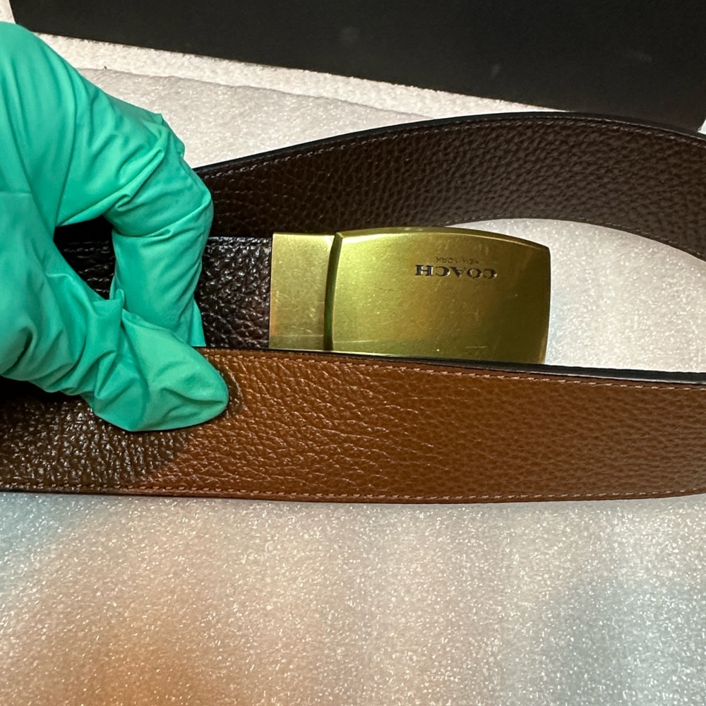 Men’s Coach reversible Brown/dark brown Leather Belt with Gold Buckle… - Picture 5 of 7